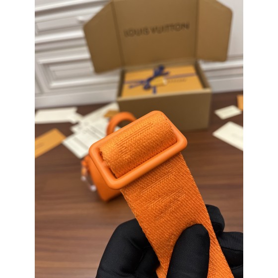 Louis Vuitton's exclusive debut model: M20930 Super Enhanced Edition